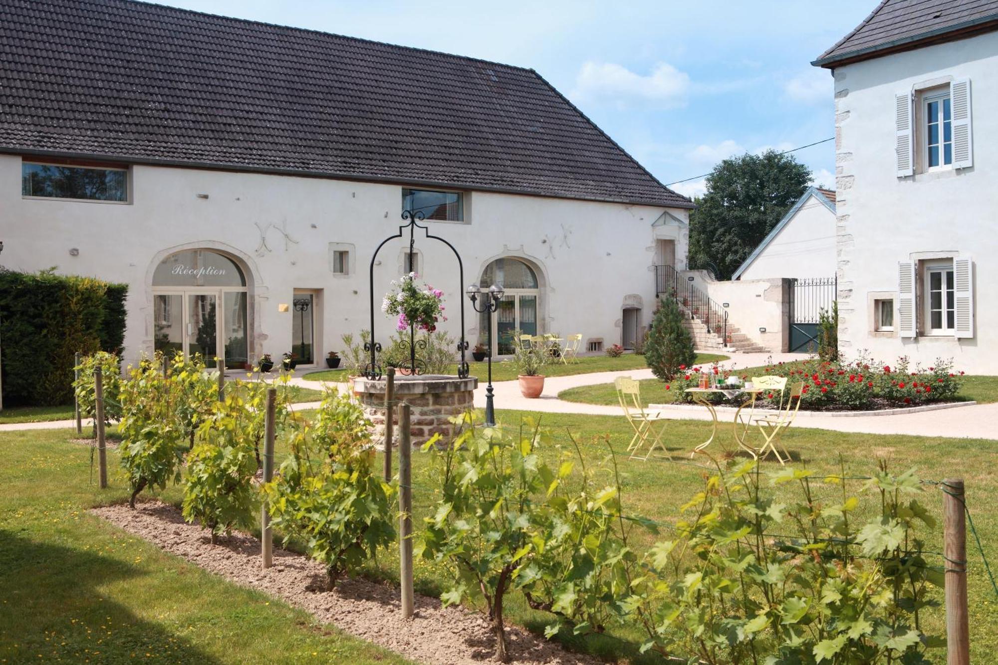 Hotel L'Oree Des Vignes Gilly-les-Citeaux Exterior photo